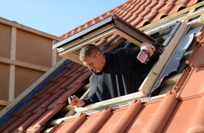 Pose de fenêtres de toit Velux à Drenne